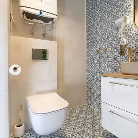 Franciszkanska 24 Apartahotel 3*