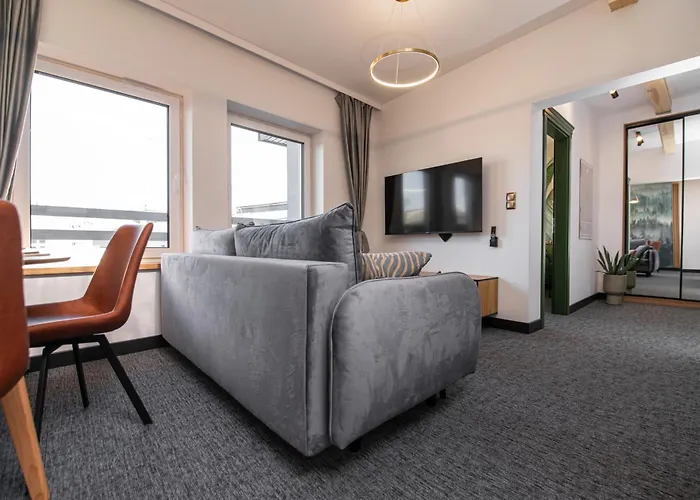 Franciszkanska 24 3*