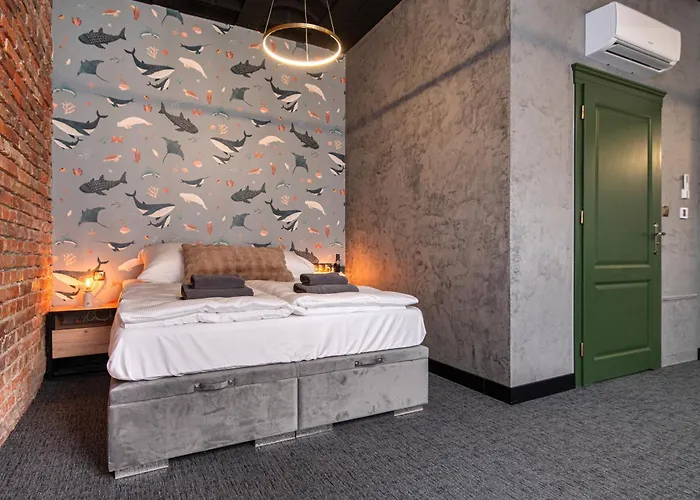 Franciszkanska 24 3*