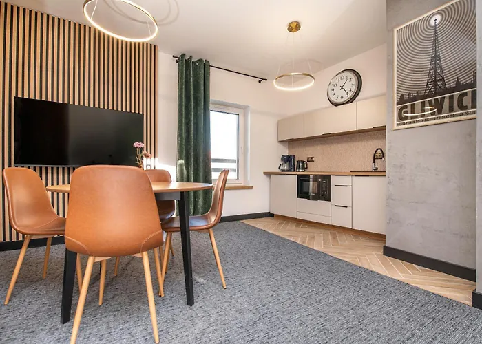 Franciszkanska 24 3*